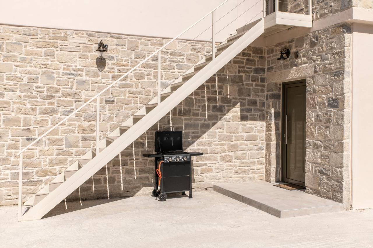 Aeonios Luxury Villa Pitsidia Exterior foto